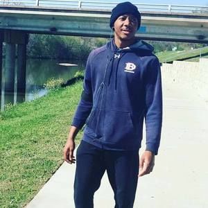 Meet your Posher, Derick